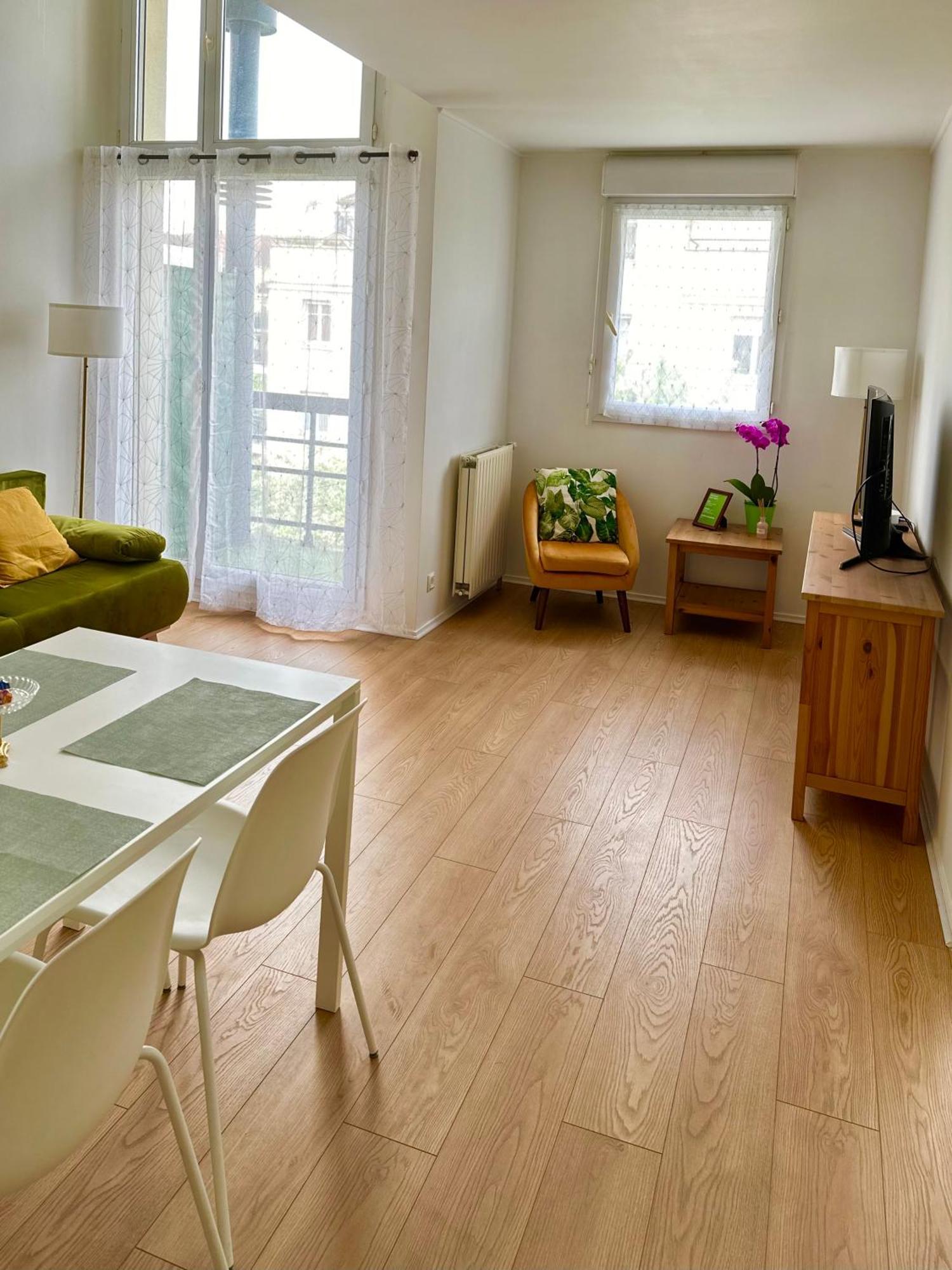 Jade Apart Bussy Centre Disney 10Min Екстериор снимка
